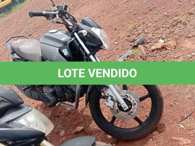 LOTE 0015 - 0015